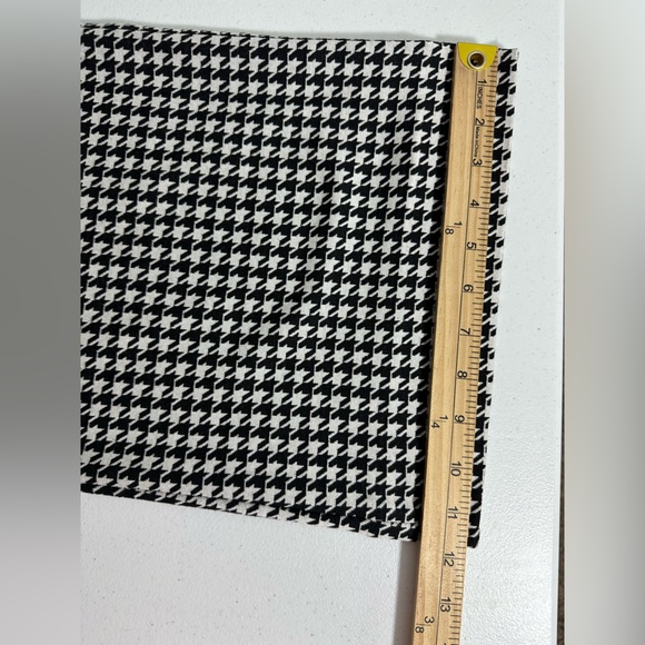 Cabi Style# 3921L Size 10 Black White Houndstooth Trouser Career Pants - Picture 13 of 13